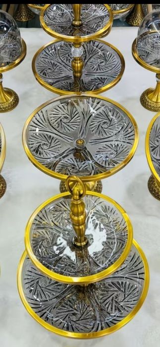 Этажерка, конфетница, новая.