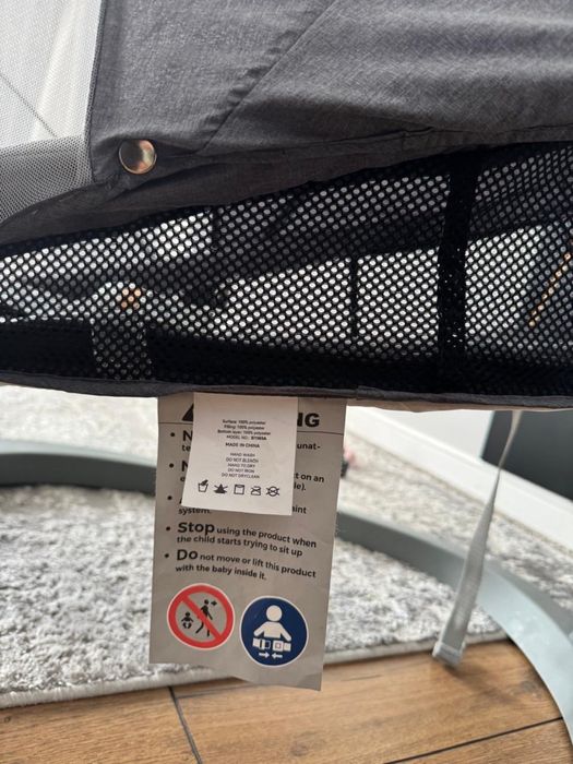 Шезлонг-качалка электронный для малышей