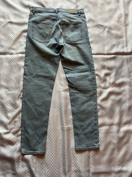 vand blugi zara marimea 38