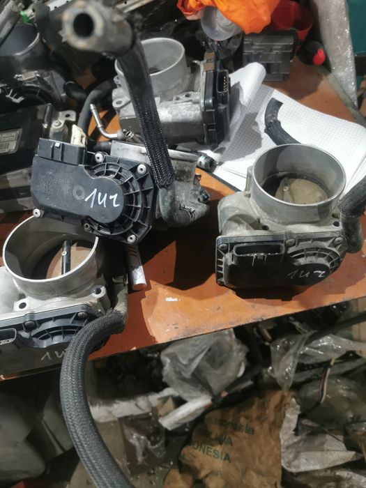 Дроссельная заслонка 1ur 4.6 Тойота лексус привозная