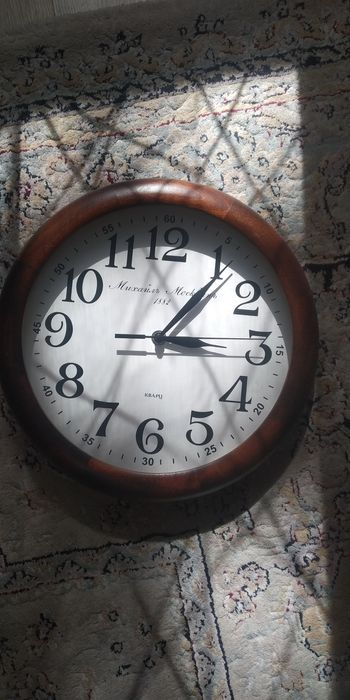 Часы настенные Михаил Москвин