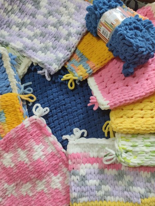 Пледы детские вязаные