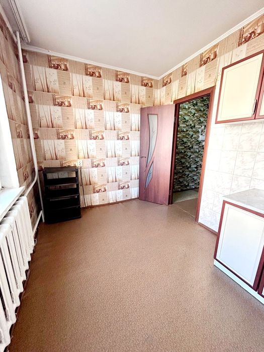 продам 1-ком. 37кв. гарышкер 2-этаж