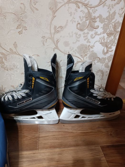 Продам    Коньки