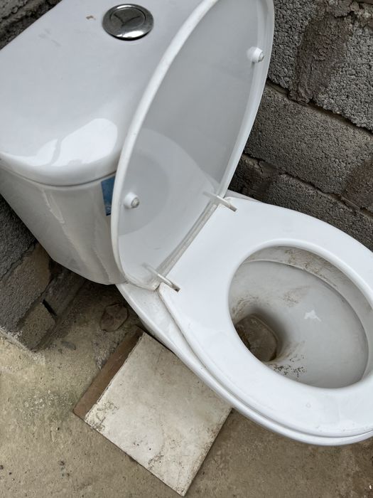 Продам Унитаз, туалет