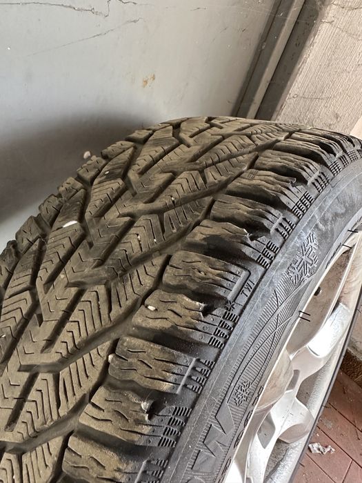 Ауди джанти 17 цола със зимни гуми