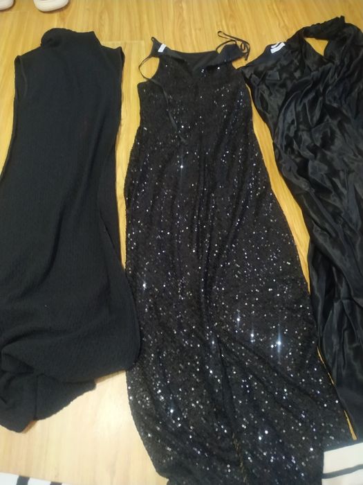 Продаются вечерние платья и костюм полосатый