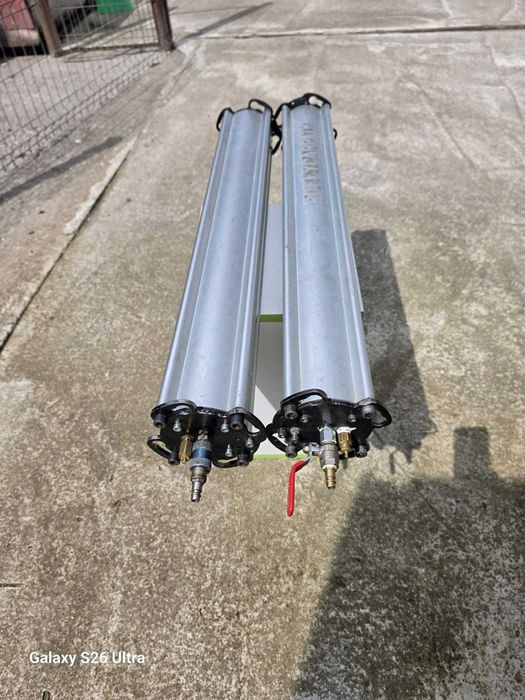 Pistol pneumatic pentru obtinerea carnatilor din pasta de boilies. De vanzare 2 buc