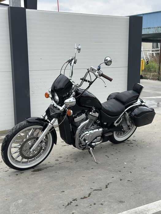 Suzuki Intruder VS700 de USA