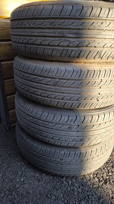 205-65-R16 комплект летних шин .
