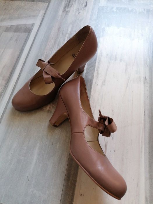 Дамски обувки KMB.