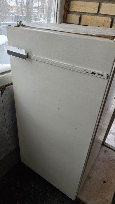 Холодильник б/у в рабочем состоянии