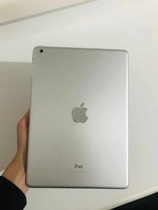 Ipad air 2 память 32 отличном састояние  обмен есть