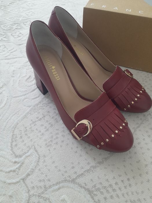 Продам туфли,новые