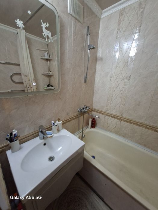 Продам 3-х комнатную  квартиру