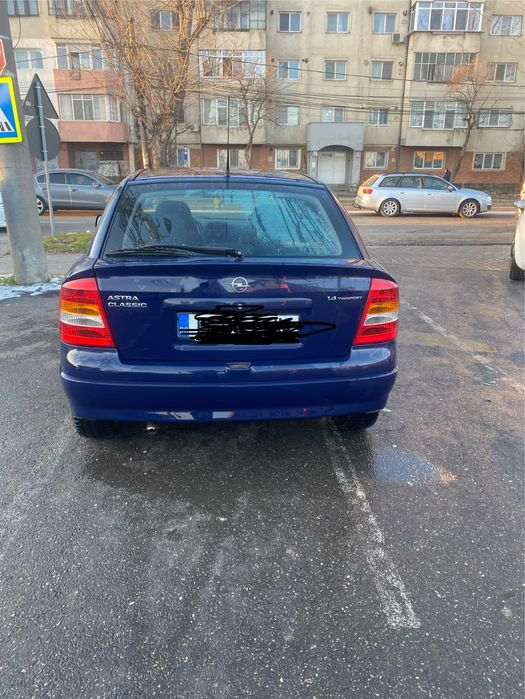 Vând opel astra G
