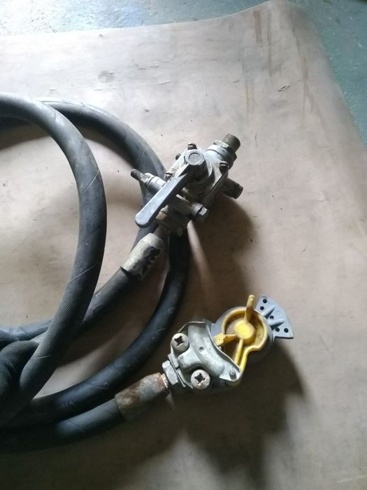 Продам Наконечник тяги рулевой, шланг