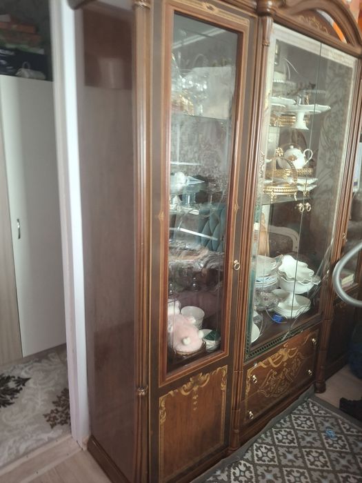 Продам стенку самовывоз