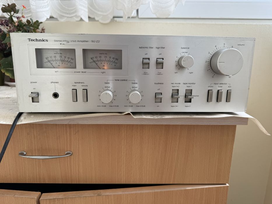 Technics SU-Z2 Стерео усилвател