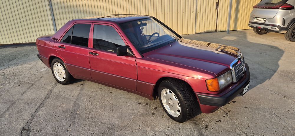 Продается Мерседес 190