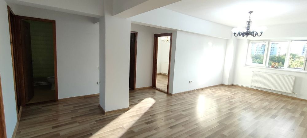 Schimb/Vând apartament 4 camere