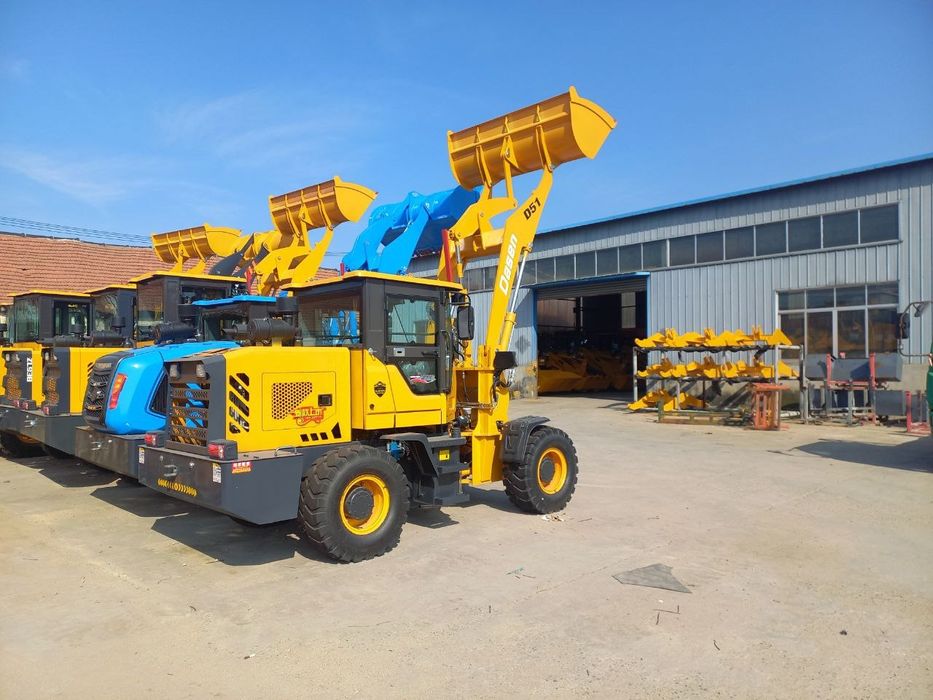 Погрузчик фронталный