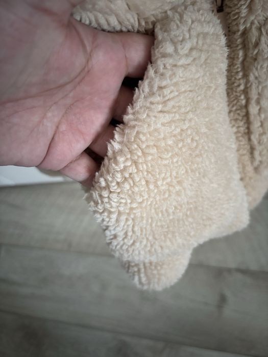 Детские куртки 122, 134 2 шт