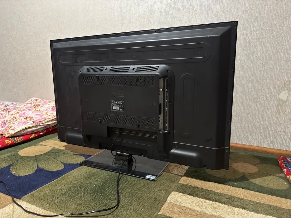 Продам Телевизор Elenberg