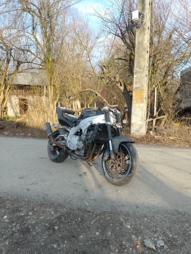 Vând Sau Schimb Yamaha YZF750R Defectă!