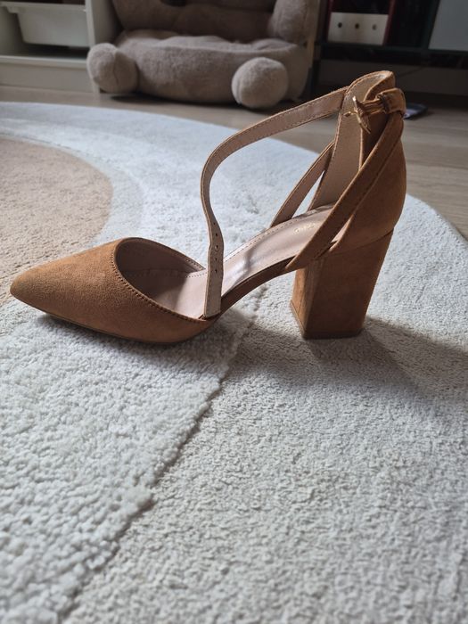 Велурени официални обувки