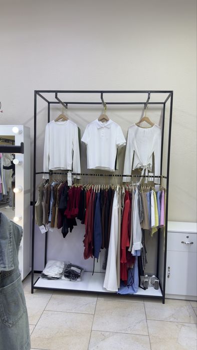 Стеллажи для одежды. Б/у