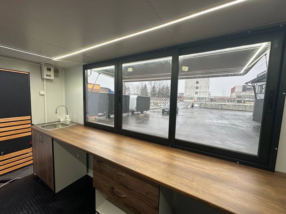 Каравана за Бързо Хранене Търговска