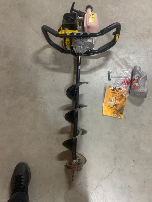 Продам мотобур Huter GGD 62