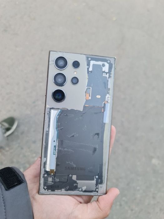 Обменяю Samsung s24 ultra