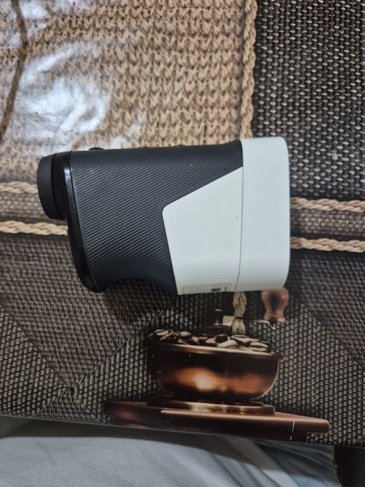 Dispozitiv de stabilire a distanţei pentru golf Garmin Approach Z82
