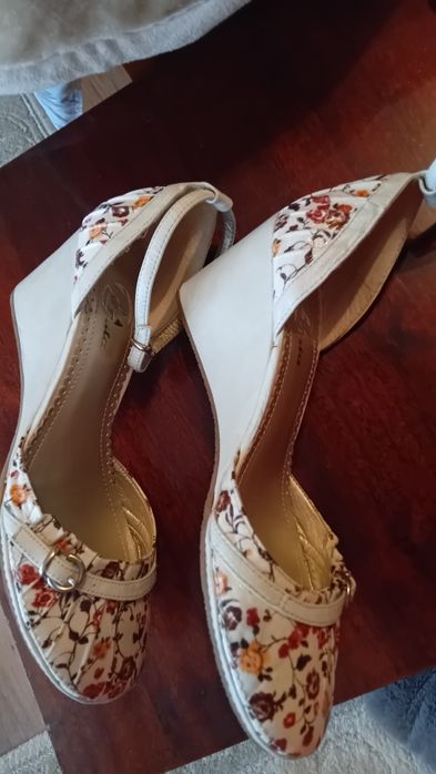 Pantofi Bata mar 38,inter 24,5cm