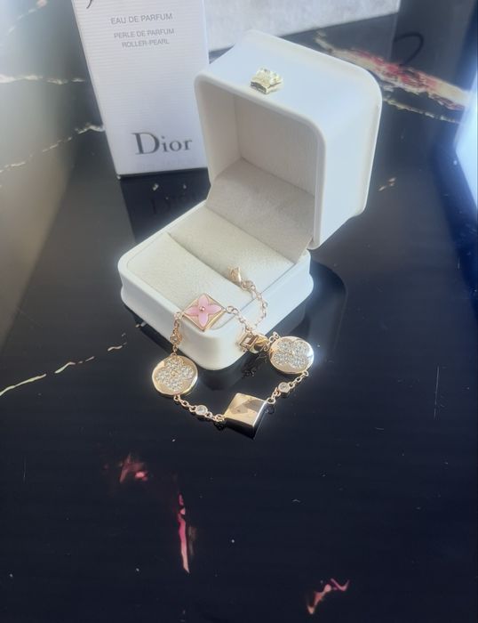 Bratara placata cu ayr