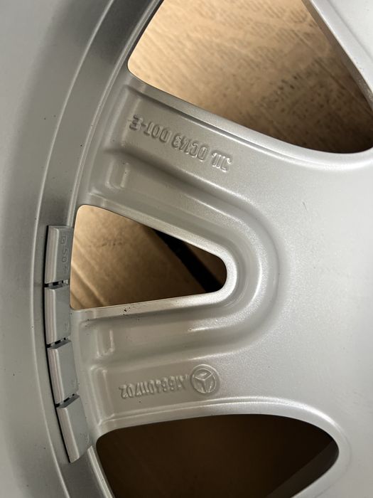 Jante NOI originale Mercedes GLE , GLS , ML , 19 inch’+ anvelope 255/50/19 , Michelin NOI
