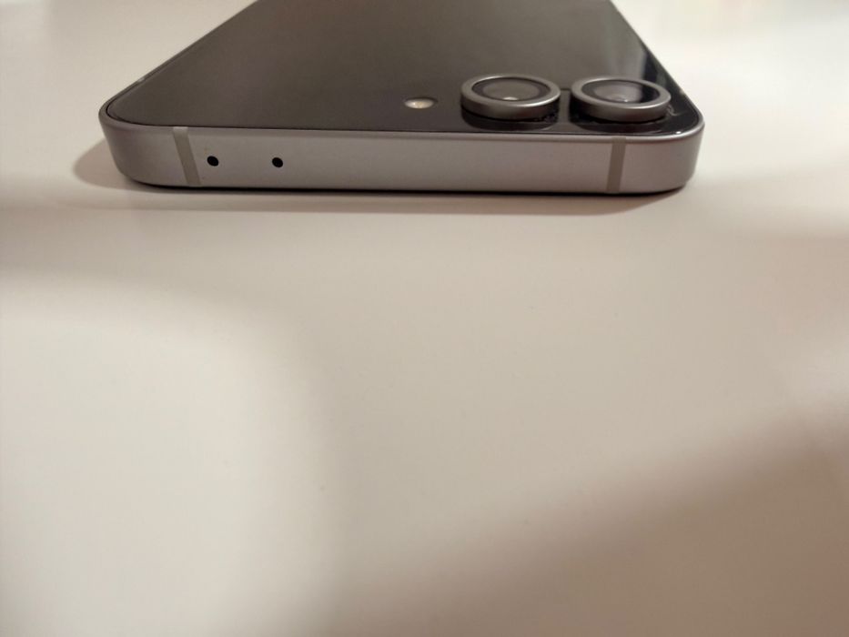 Samsung Galaxy Z Flip 6