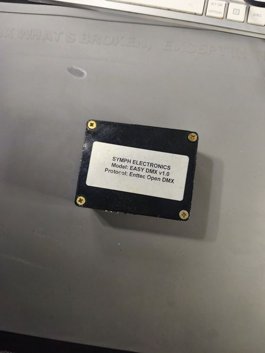 Controler DMX interfață freestyler