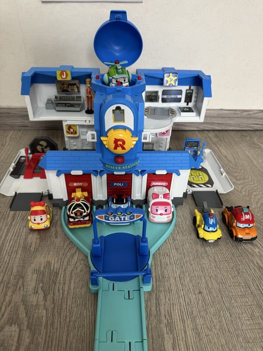 Штаб-квартира 2.0 Поли Робокар