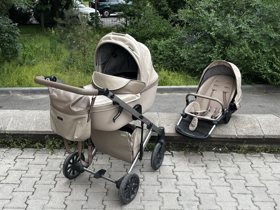 Коляска 2в1 полный комплект