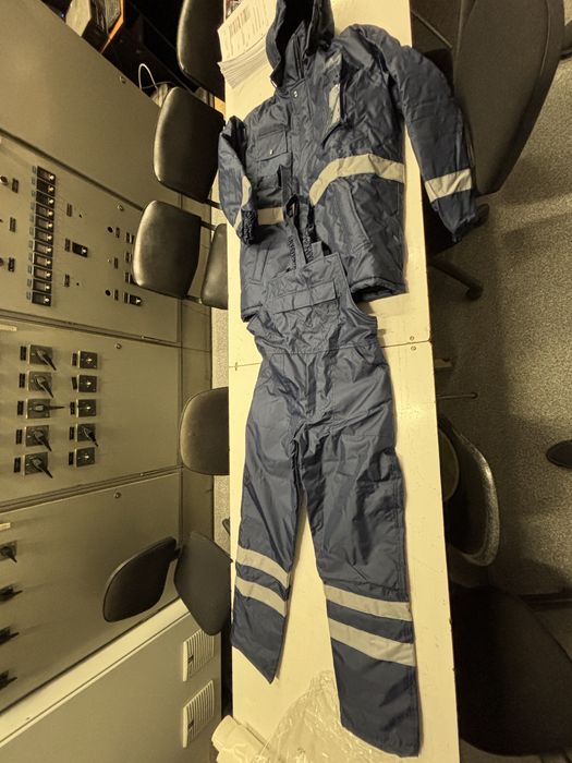 Salopeta groasa si subtire,bocanci de lucru