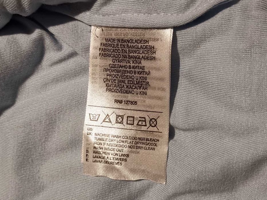 Geaca de copii REEBOK noua, mar 110, pentru 4-5 ani