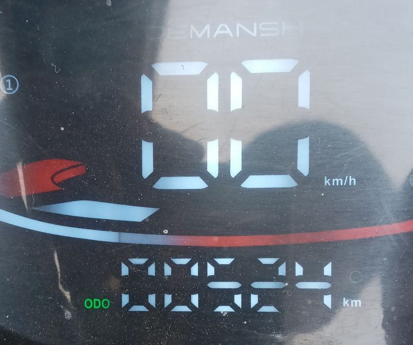 Elektro skuter sotiladi