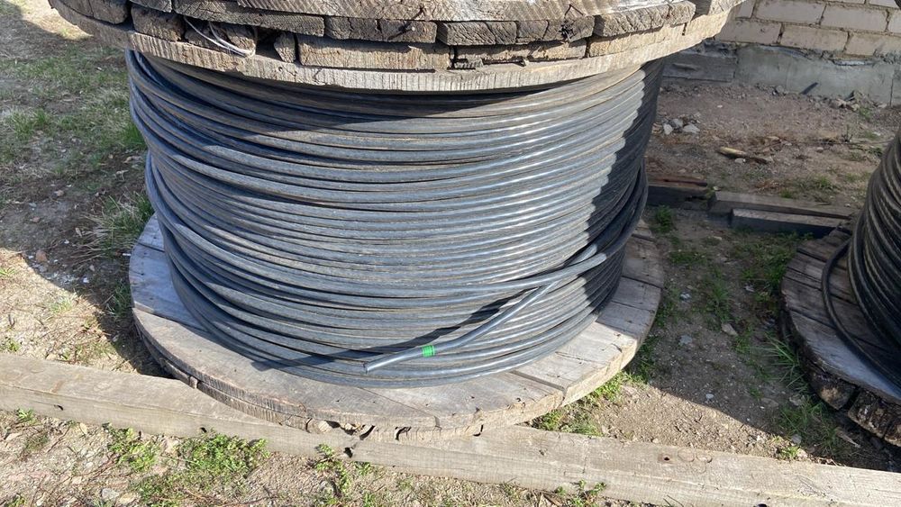 Продам кабель 
[2