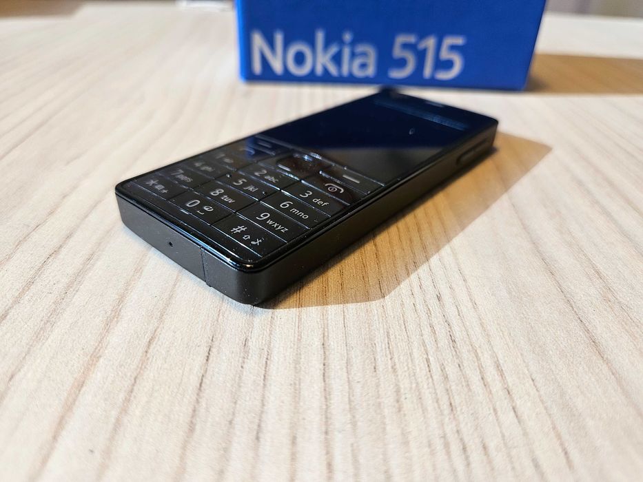 GSM Nokia 515 RM-953 Black телефон с копчета зарядно камера Нокиа кейс