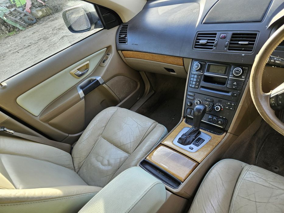 Volvo Xc90 2.4d d5 185к.с. На части