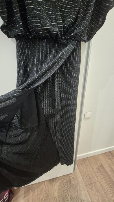 Продам платья s/m