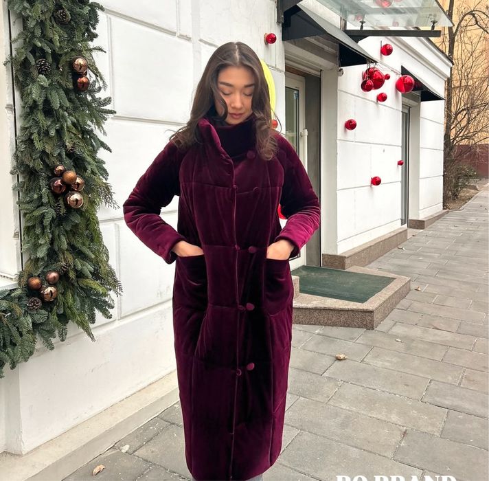 Зимнний теплый пуховик